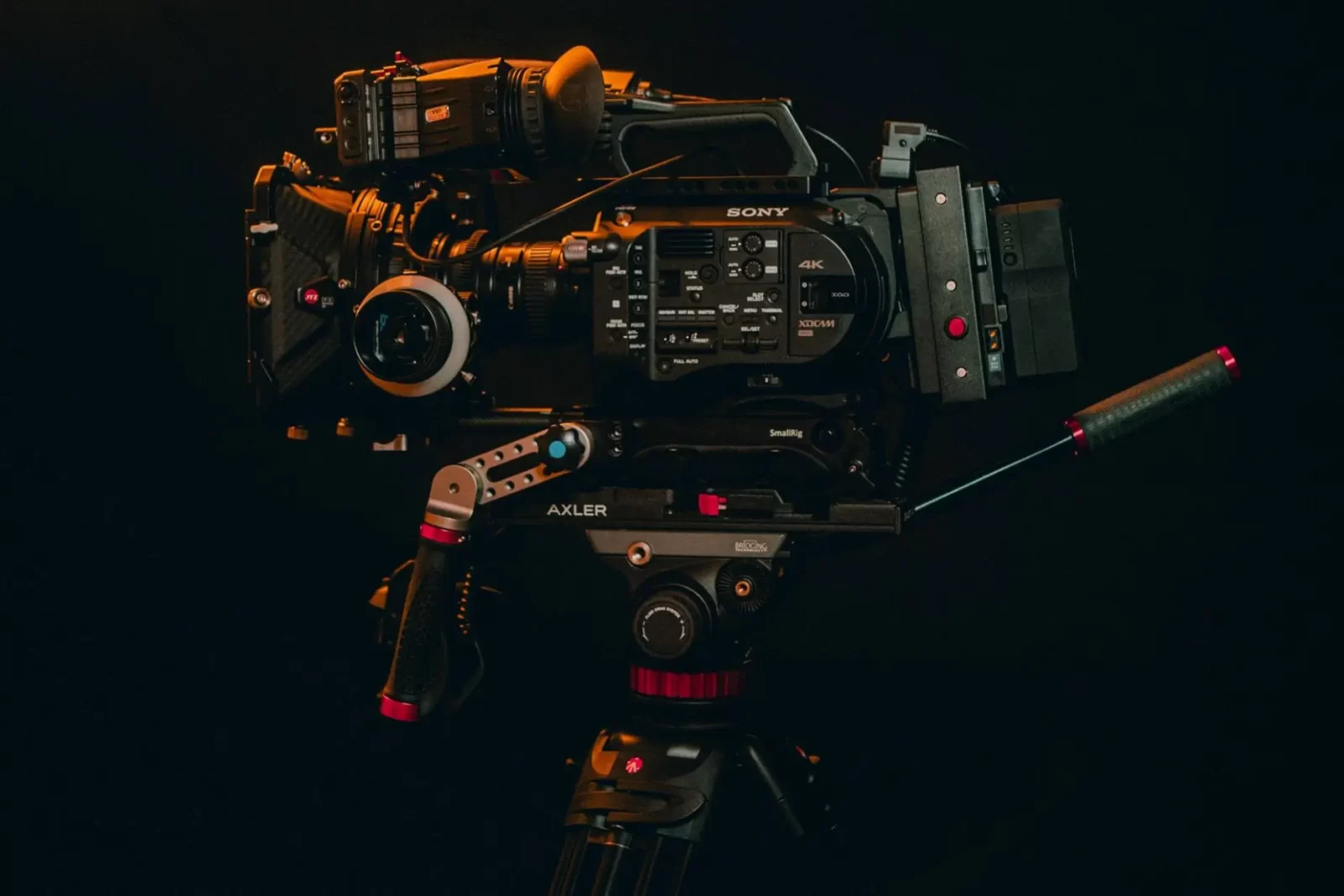 10 Best Learning Cinematography YouTube Channels for Amateurs!